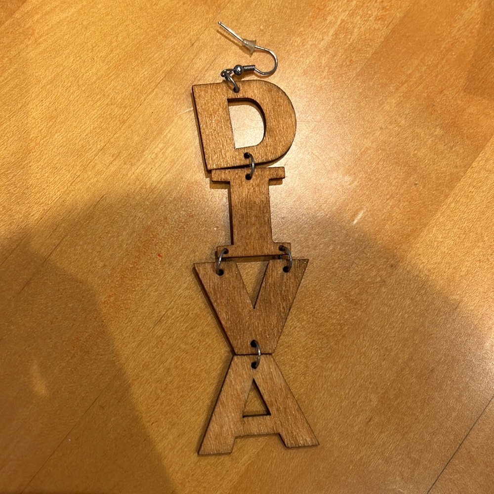 ‘Diva’ Drop Earrings - image 2